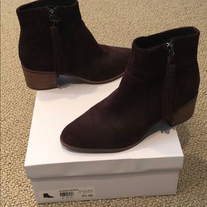 Anthropologie burgundy heeled booties with tassel